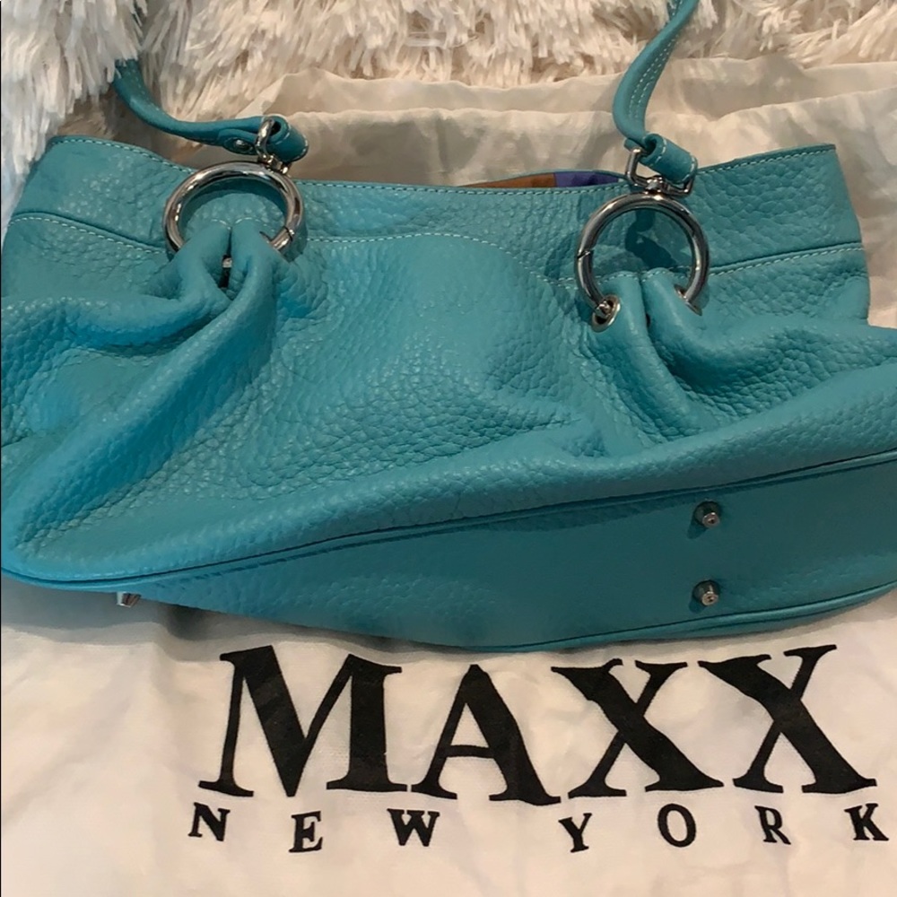 MAXX NY- Turquoise large purse 👜